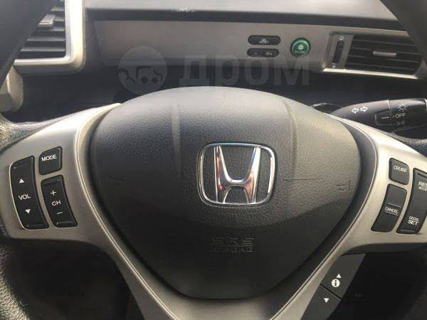 Honda Freed - 2015 год