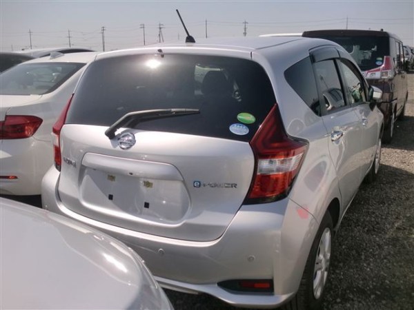 Nissan Note - 2018 год