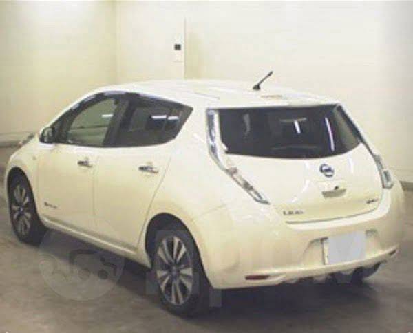 Nissan Leaf - 2014 год