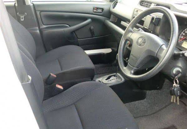 Toyota Probox Dx Comfort - 2016 год