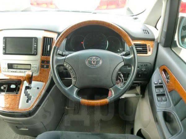 Toyota Alphard - 2008 год