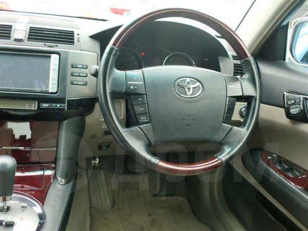 Toyota Mark X - 2007 год