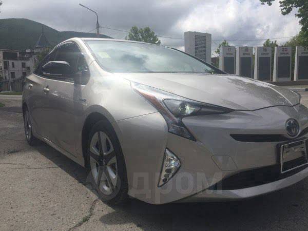 Toyota Prius - 2016 год